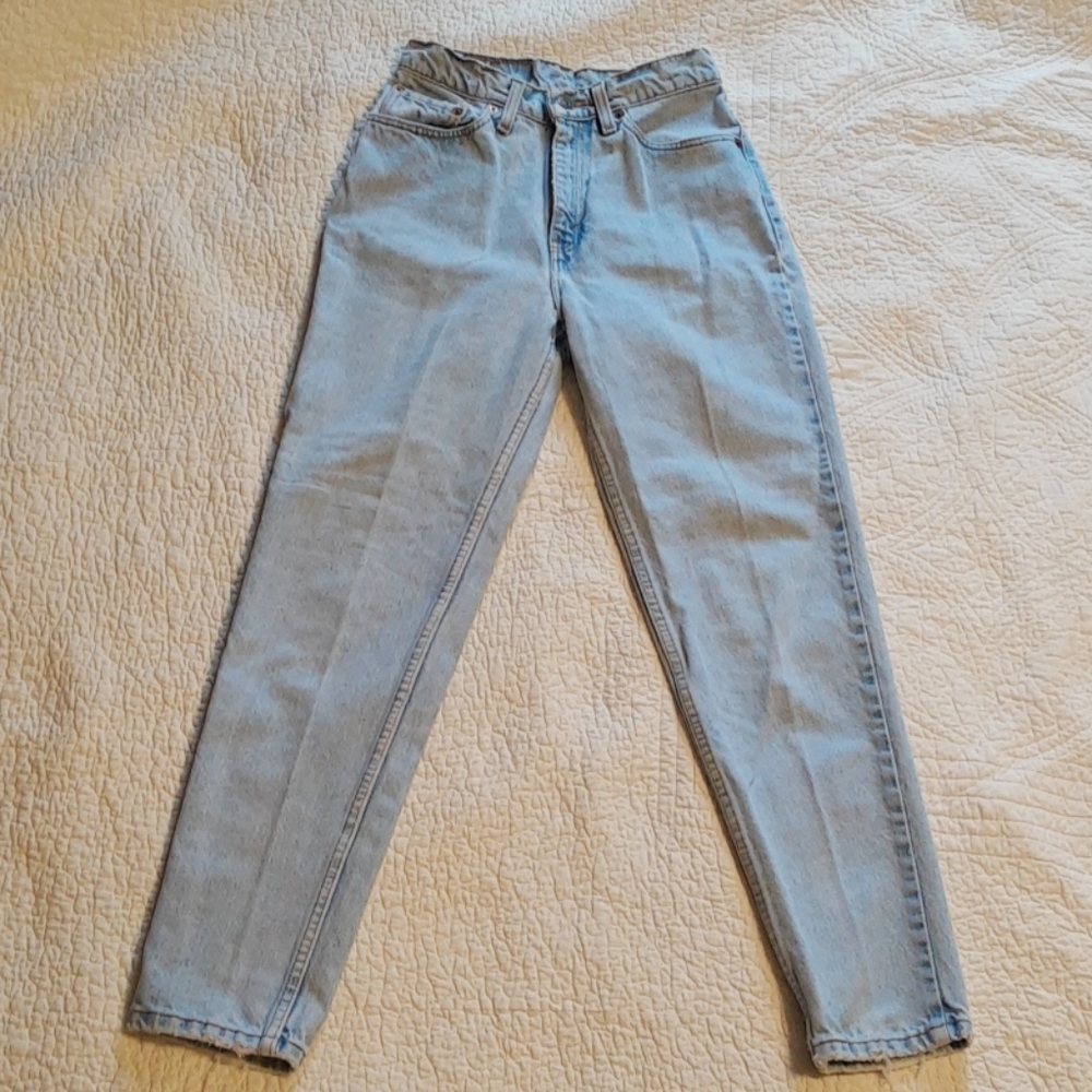 Vintage Levi 512 HighWasted size 7 jr. short